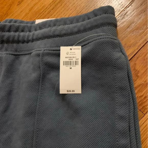 Old Navy Men’s Casual Shorts Blue Size Medium NWT - Picture 3 of 5